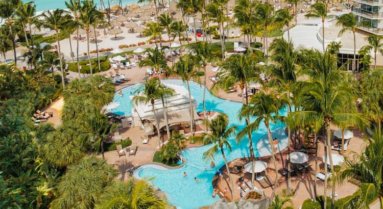 Earn 10000 bonus points at the Aruba Marriott